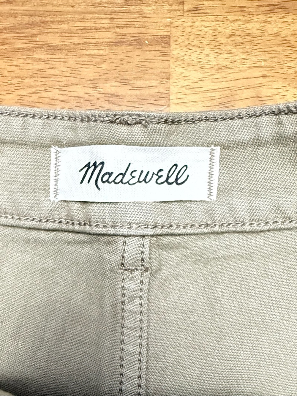 Madewell Emmett Shorts 29 Olive - Picture 2 of 9